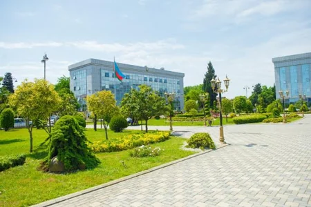 Lənkəranın icra hakimiyyətində 49 nəfər vəzifəsini itirdi