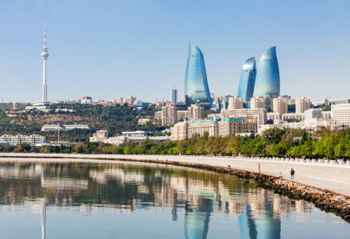 Daha bir ölkənin səfirliyi İrandan Azərbaycana köçdü