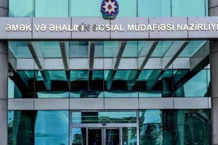 Əhalinin icbari tibbi sığortası Nazirliyə keçdi