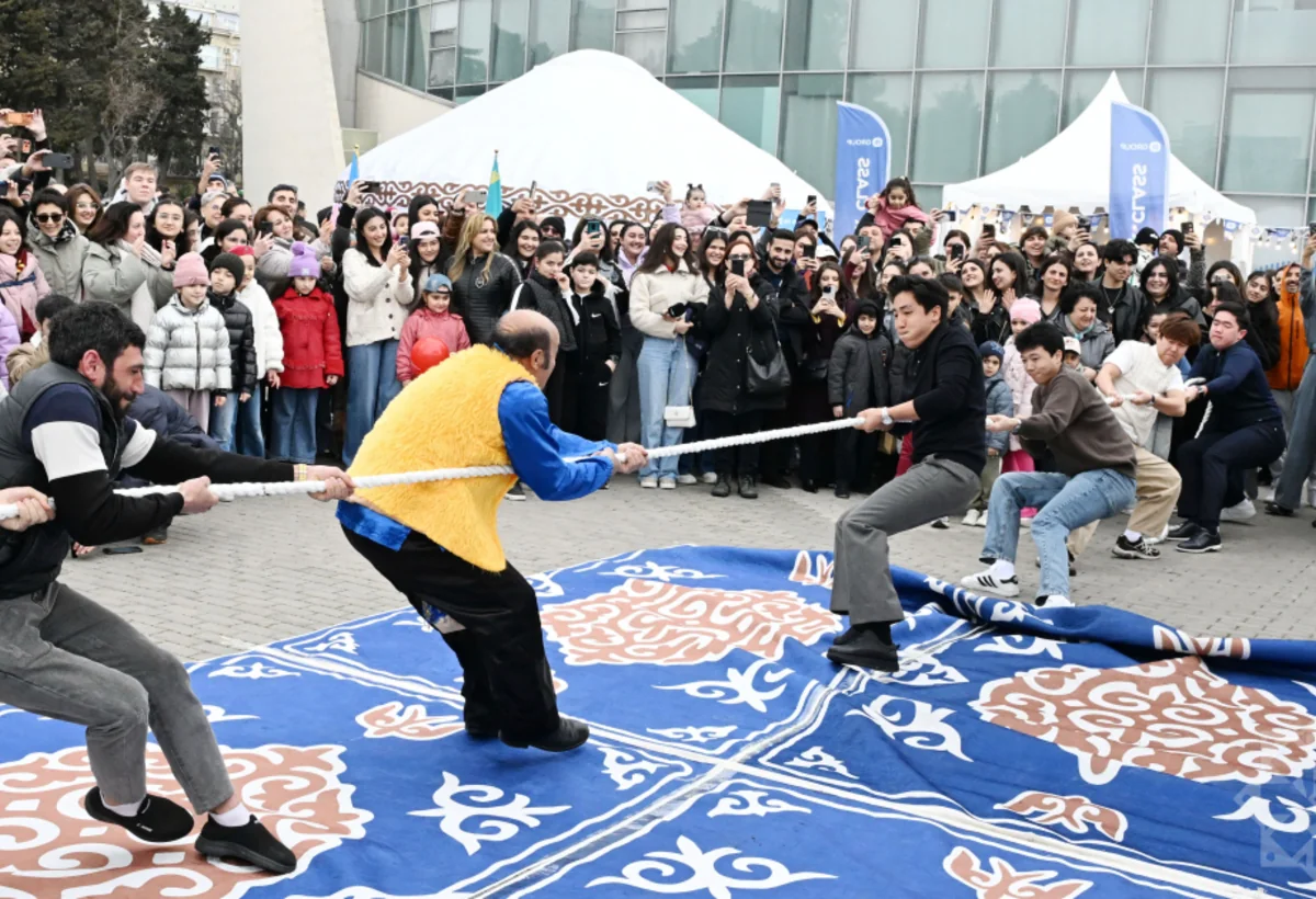 Bakıda Novruz bayramı ilə əlaqədar “Qazax yurta”ları quruldu
