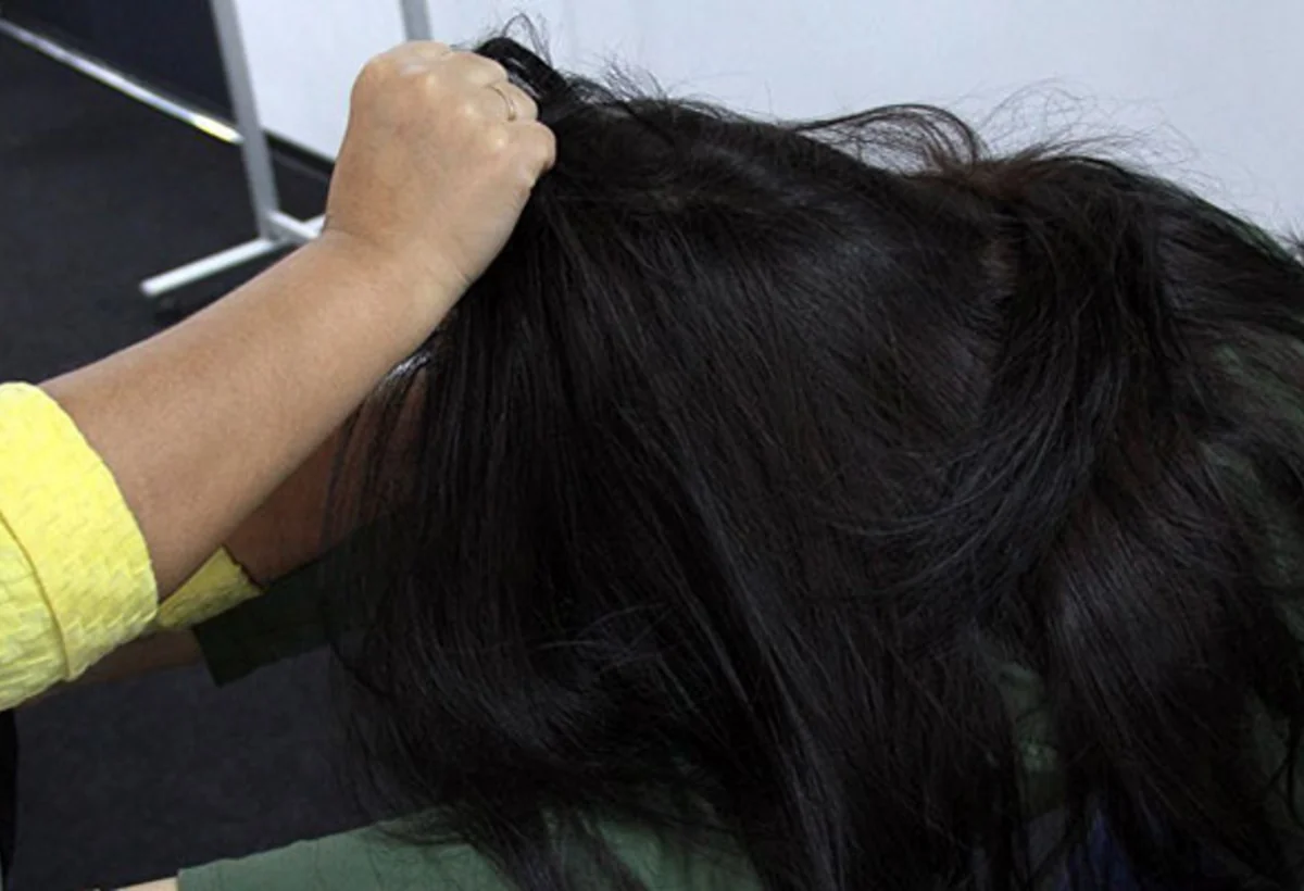 Ucarda gəlin qayınanasını döyüb