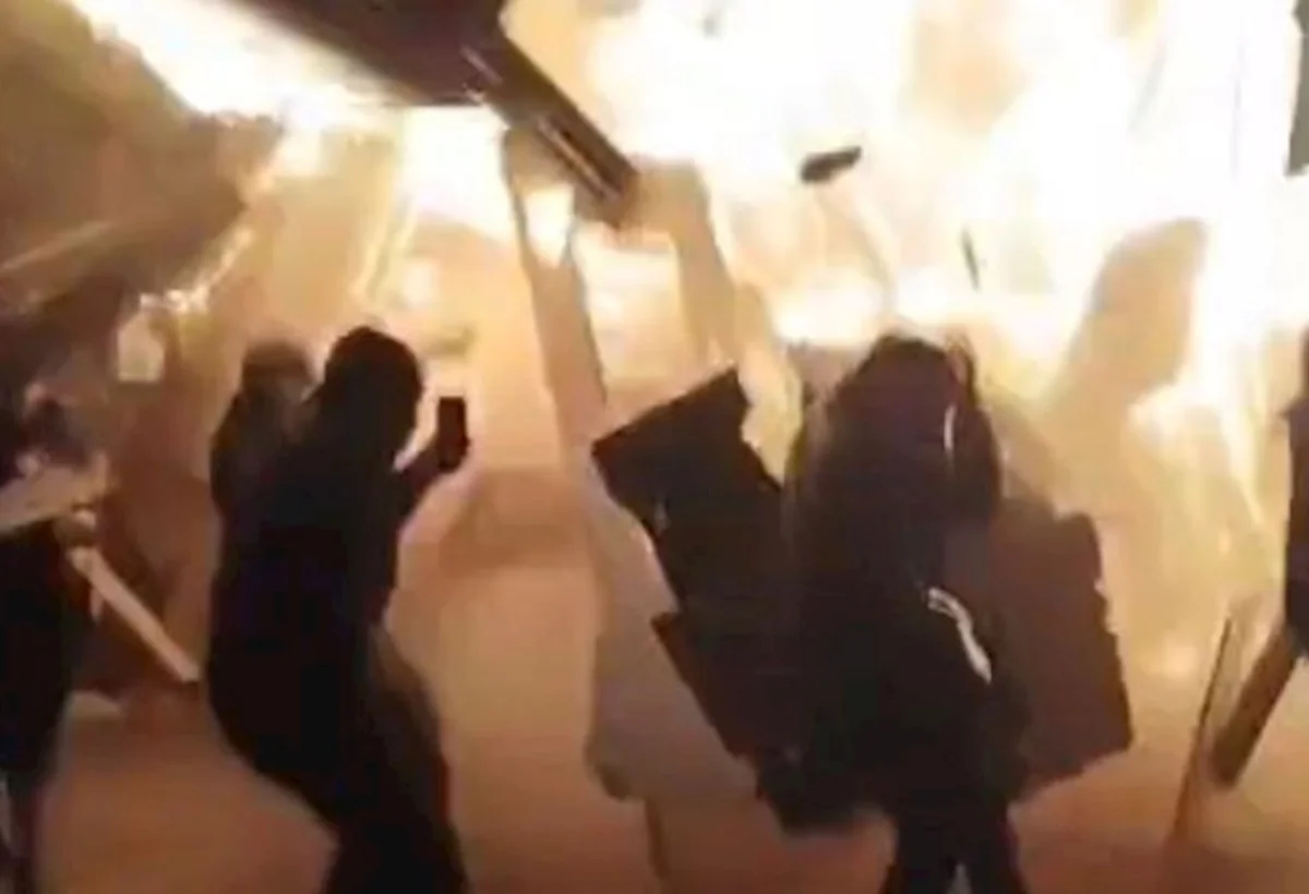 Sumqayıtda tonqaldakı partlayışda xəsarət alan şəxslər - SİYAHI