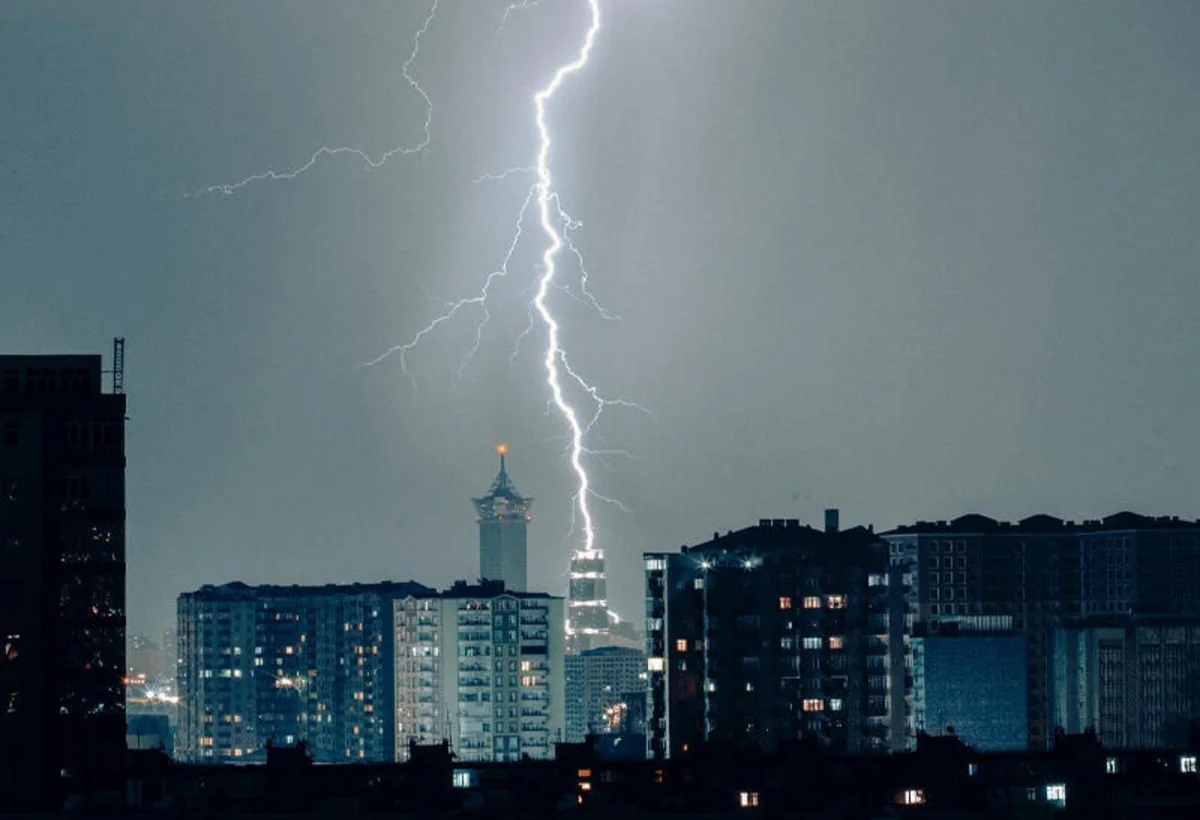 Əhaliyə leysan və şimşəklə bağlı XƏBƏRDARLIQ