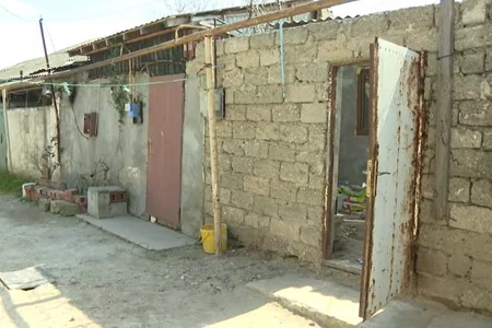 Aldığı mənzilin bir neçə nəfərə də satıldığı ÜZƏ ÇIXDI - VİDEO