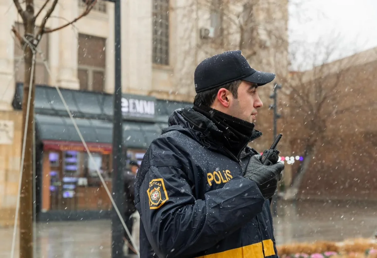 Yağışlı havaya görə polis bir sutkada 800-ə qədər çağırışa çıxıb