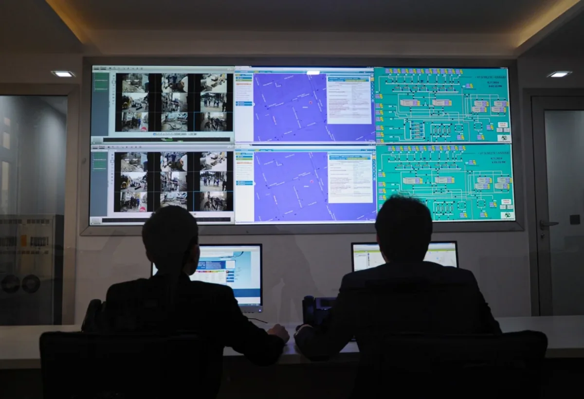 ADSEA Bakı küçələrindəki subasmaları monitorlarda izləyir - FOTO