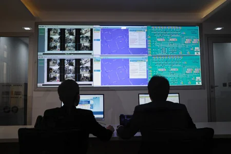 ADSEA Bakı küçələrindəki subasmaları monitorlarda izləyir - FOTO