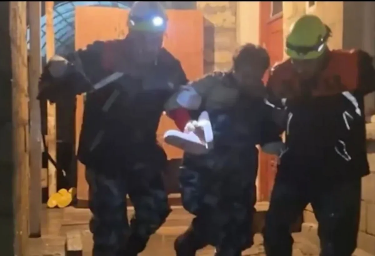 Bakı və ətrafda subasmadan 33 nəfər xilas edilib - VİDEO