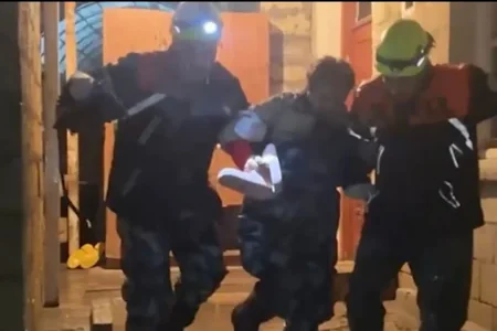 Bakı və ətrafda subasmadan 33 nəfər xilas edilib - VİDEO