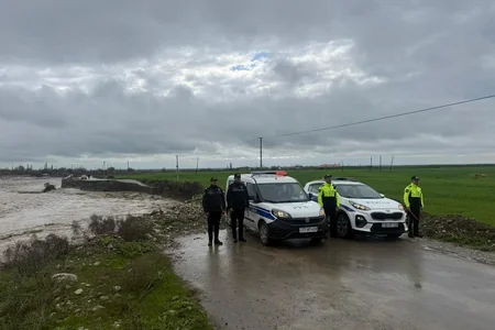 SÜRÜCÜLƏRİN DİQQƏTİNƏ: Yağış bu avtomobil yolunu yuyub