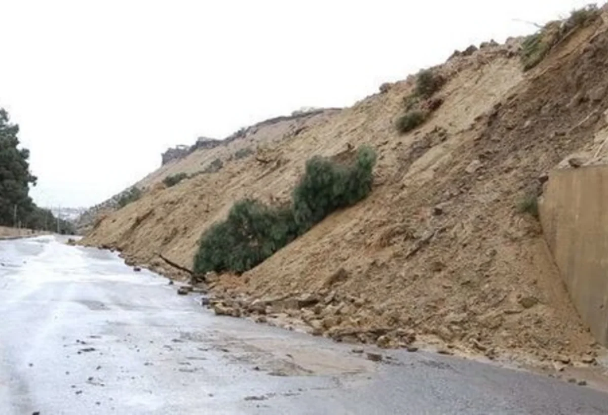 Güclü yağış sürüşməyə səbəb olurmu? - RƏSMİ CAVAB