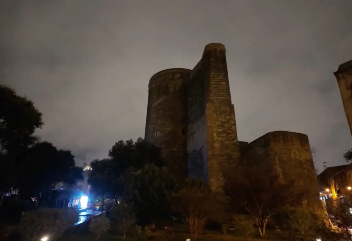 Azərbaycanda Yer saatı 2026 - FOTO