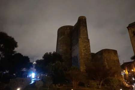 Azərbaycanda Yer saatı 2026 - FOTO