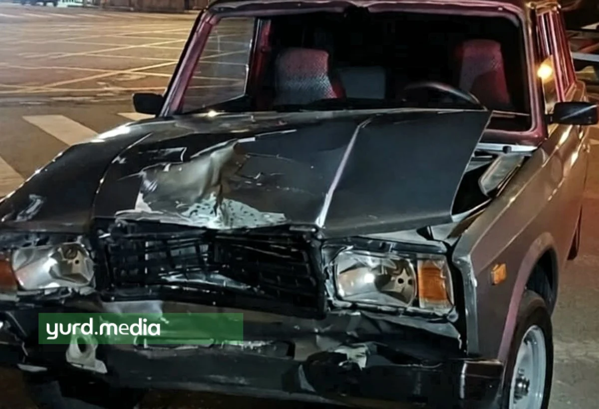 Gəncədə BYD ilə VAZ toqquşdu, xəsarət alanlar var