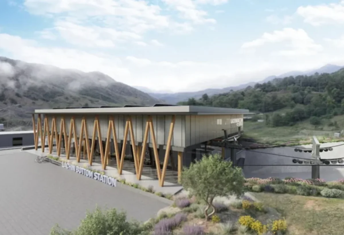 Laçında kanat yolu istifadəyə verilir - FOTO