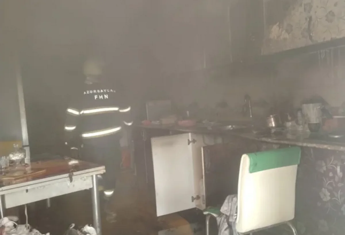 Mətbəxdə PARTLAYIŞ: Xəsarət alanlar var - VİDEO