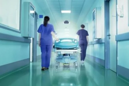 Şəmkirdə zəhərlənın qadın xəstəxanada ölüb