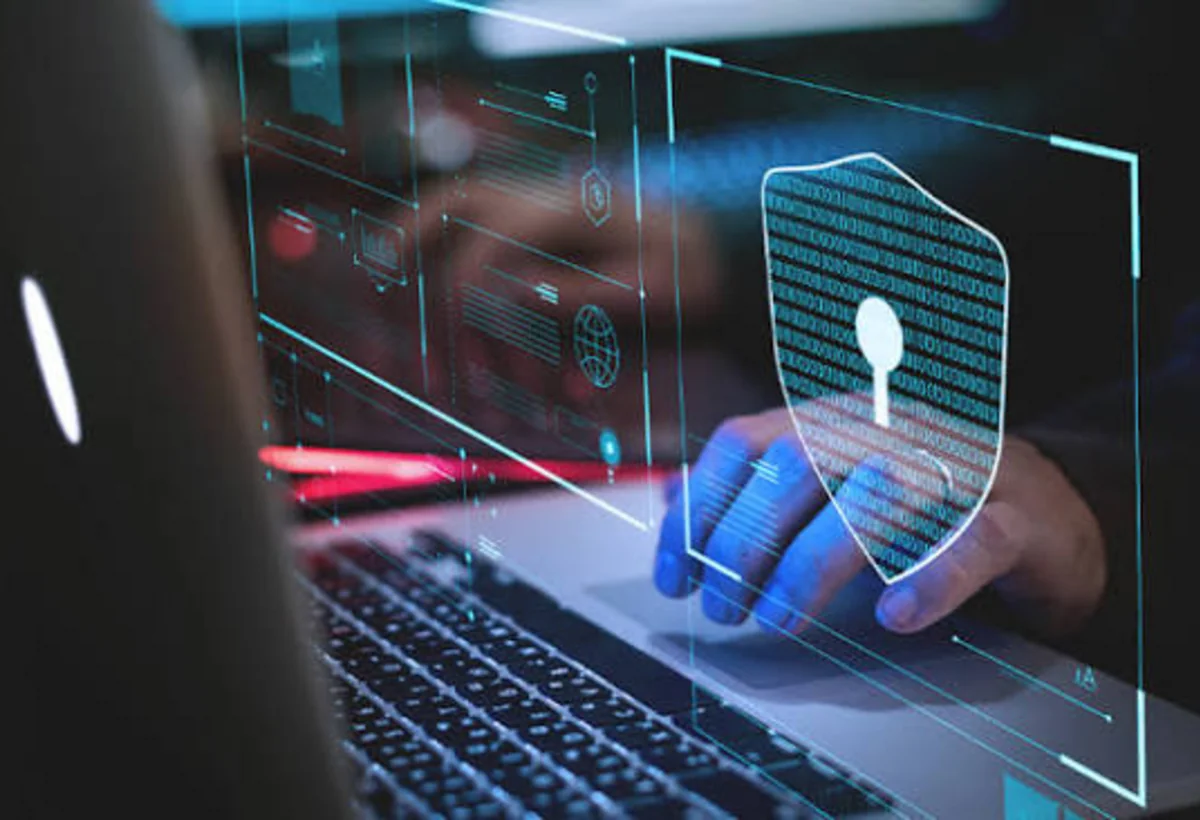 Hüquq-mühafizə orqanlarının adından 12 min nəfərə saxta bildiriş göndərilib - XƏBƏRDARLIQ