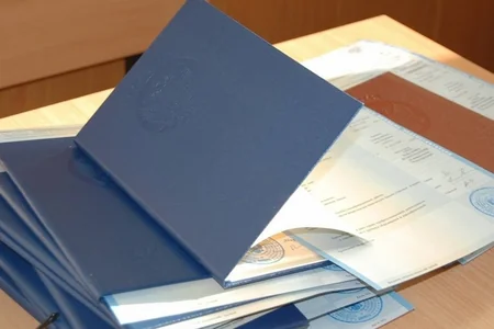 Kurs sertifikatları niyə ali təhsil diplomunu kölgədə qoyur? - ARAŞDIRMA