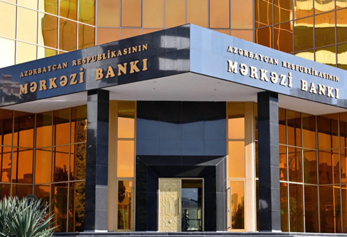 Azərbaycan faizi sabit saxladı