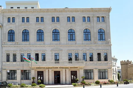 Konstitusiya Məhkəməsinin hakiminə ağır itki üz verib