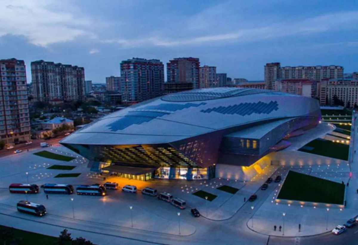 Bakı Konqres Mərkəzindən yük maşınları satan şirkətə 36 ədəd minik maşını SİFARİŞİ