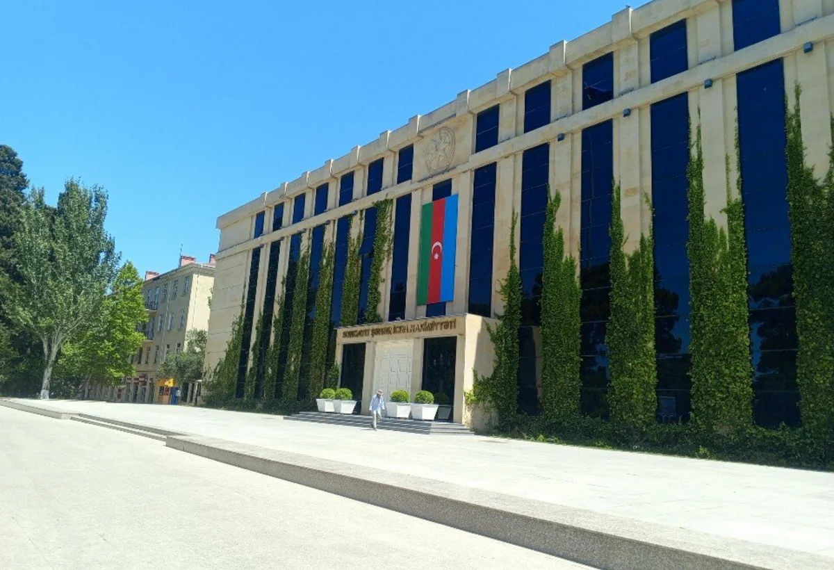 İcra hakimiyyəti yanacağa xərclərini yarım dəfə artırır