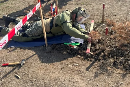 Mina təmizləyənlərə dövlət başçısından YÜKSƏK QİYMƏT