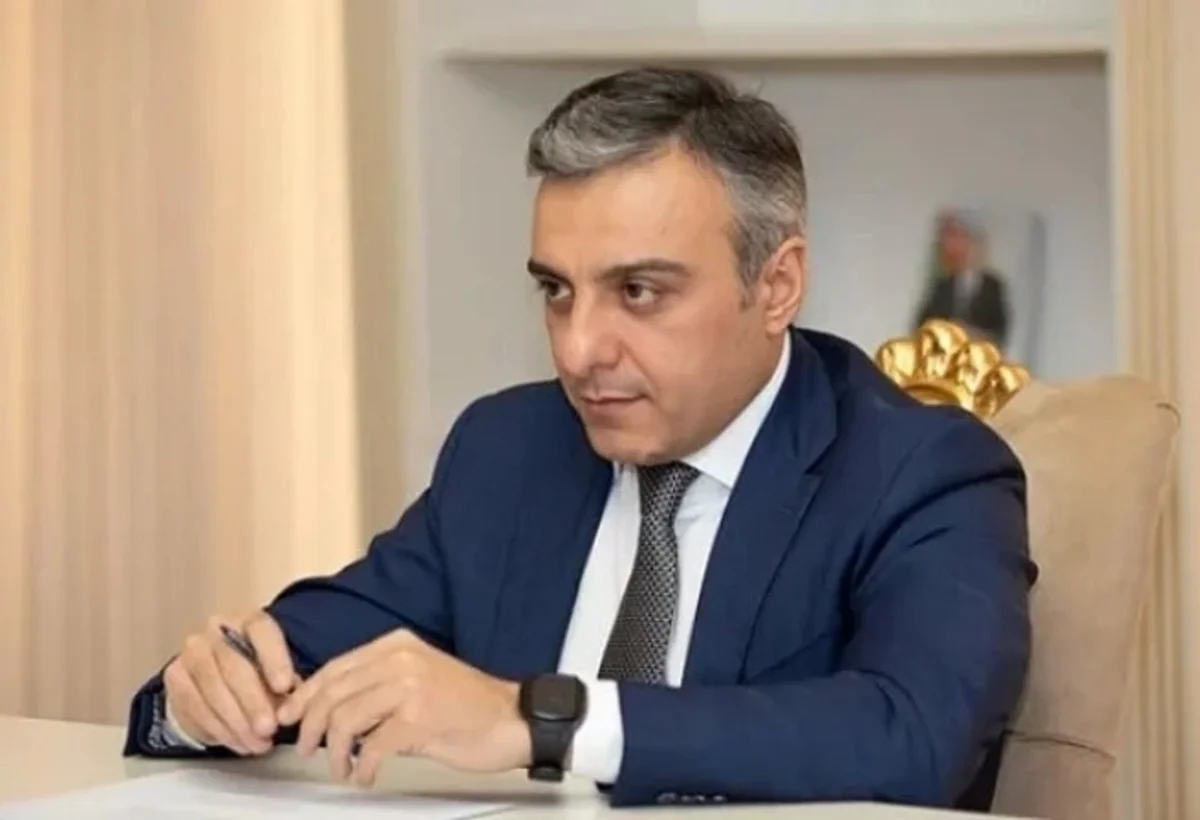 Vüsal Nəsirli qaynını özünə müşavir təyin etdi