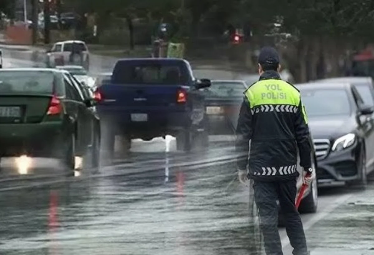 Yol polisi piyadalara və sürücülərə çağırış edib