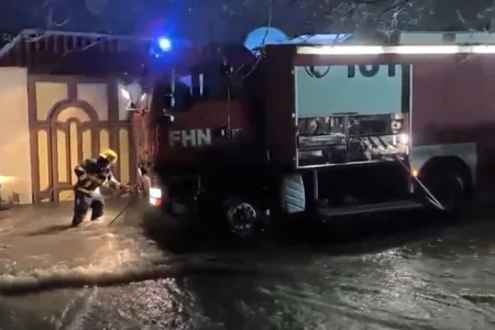 Bakının bu ərazilərində suçəkmə və təxliyə tədbirləri görülür - VİDEO