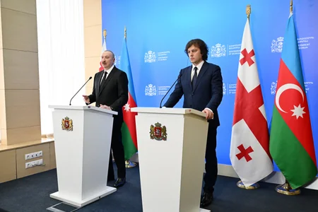 İlham Əliyev: Orta Dəhliz Azərbaycan və Gürcüstan üçün əsas nəqliyyat damarıdır