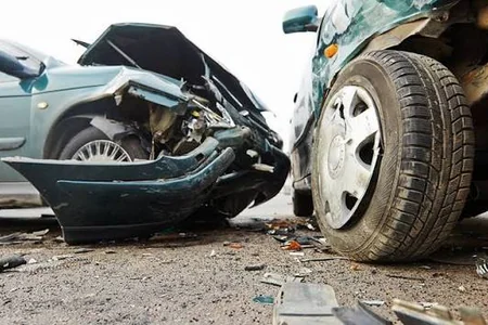 Göygöldə avtomobillər toqquşub, xəsarət alanlar var - SİYAHI