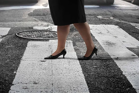 Gəncədə 44 yaşlı qadını avtomobil vurub