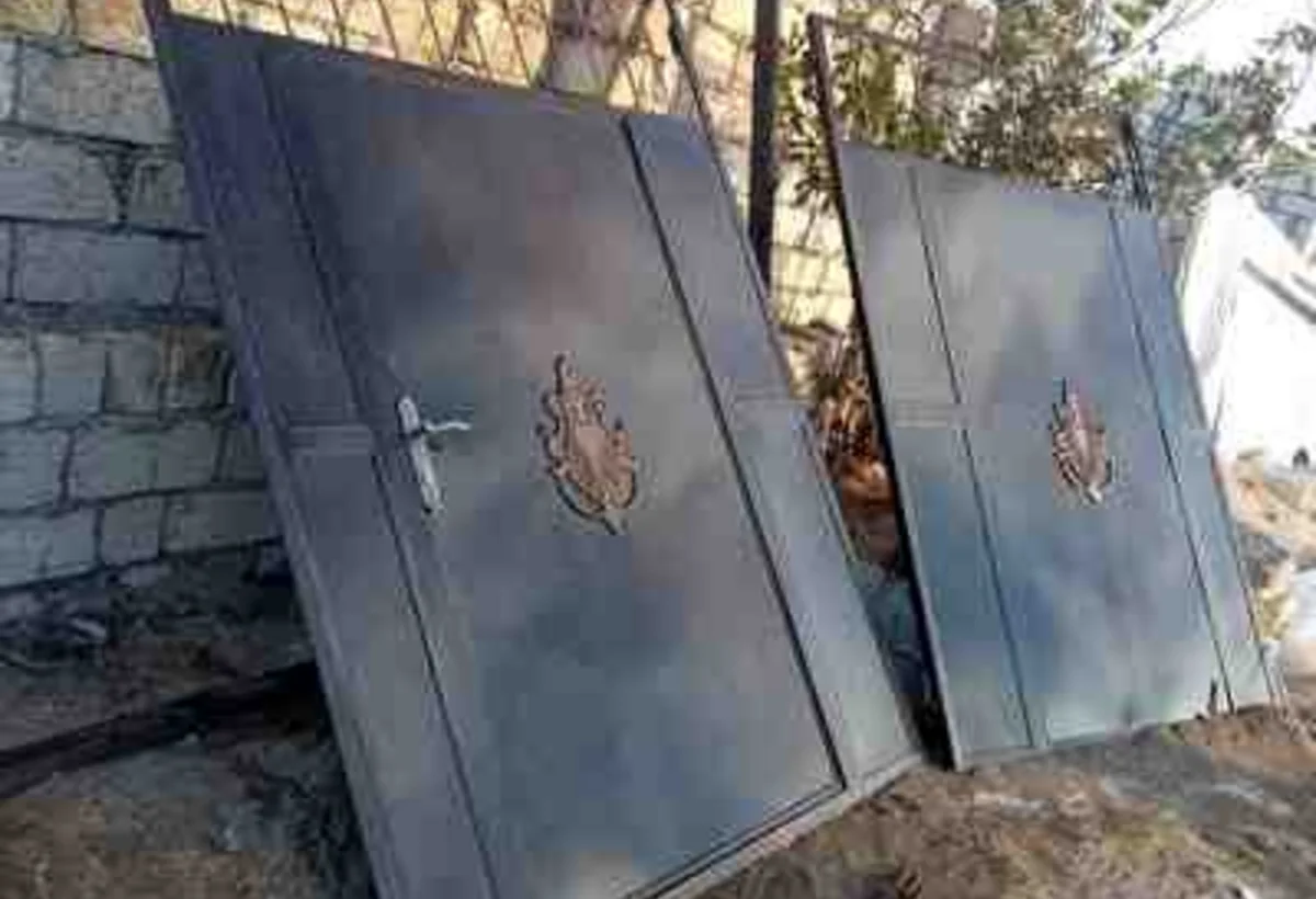 Bakıda darvaza və çənləri oğurlayanlar saxlanılıb