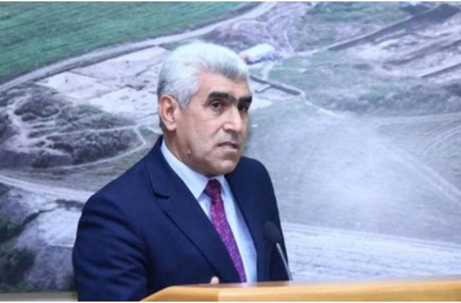 seysmoloq Ənvər Əliyev