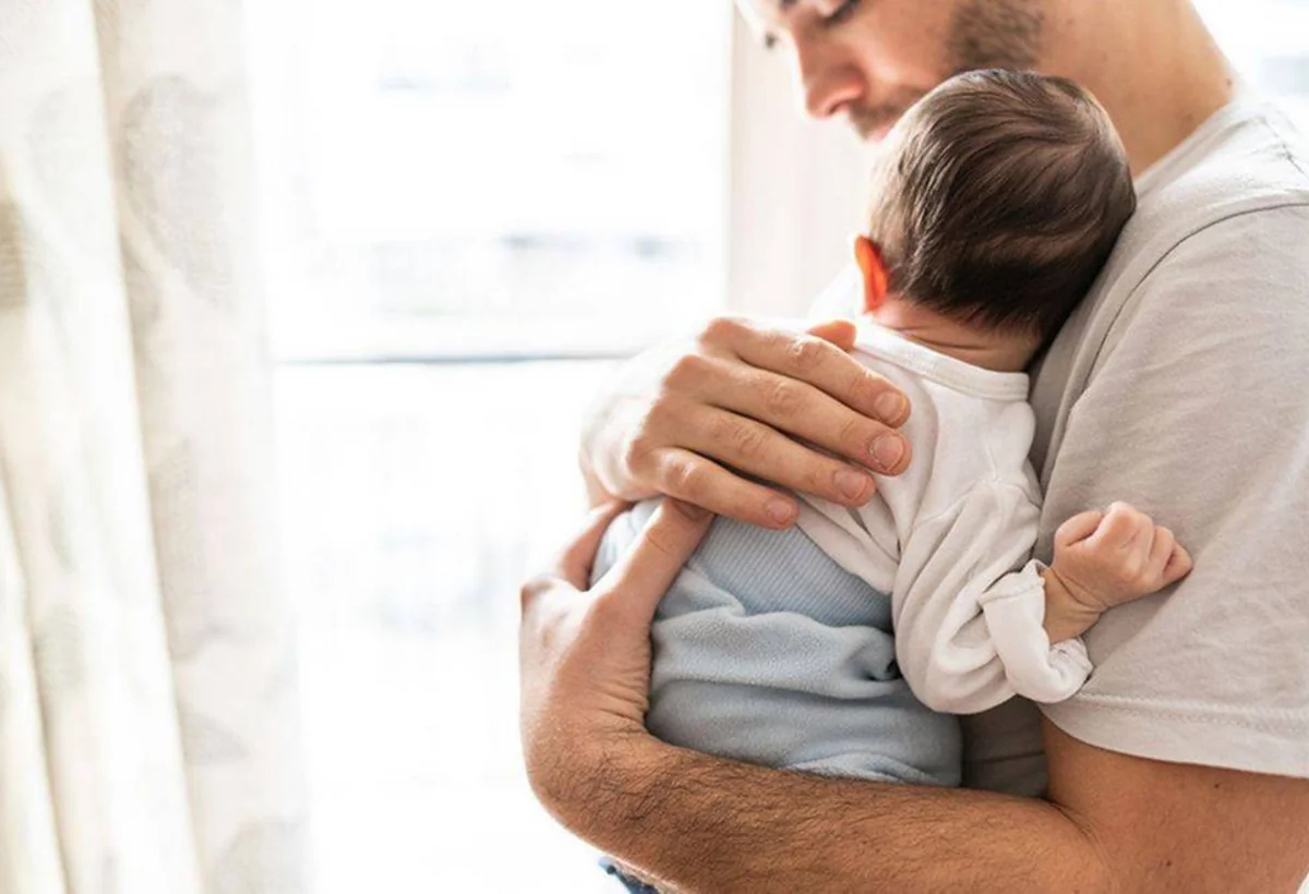 Azərbaycanda 100-dən çox şirkət kişi əməkdaşına atalıq məzuniyyəti verdi