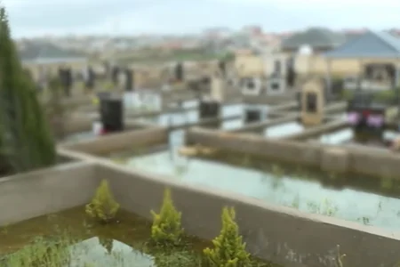 Masazırda qəbiristanlıq suyun altında - VİDEO