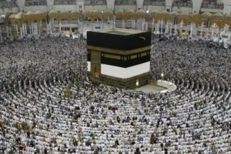 Həcc ziyarəti üçün Azərbaycandan gedənlərə ayrılan yerlər doldu