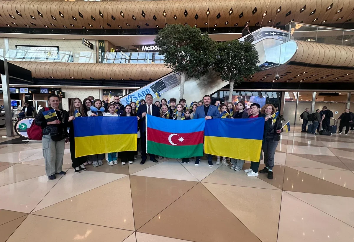 Daha bir qrup ukraynalı uşaq reabilitasiya üçün Azərbaycanda