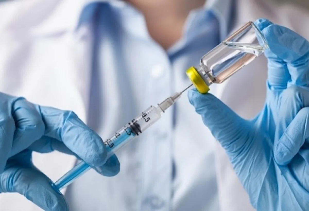 Azərbaycanda bir neçə peyvəndi eyni anda əvəz edən yeni VAKSİNLƏR