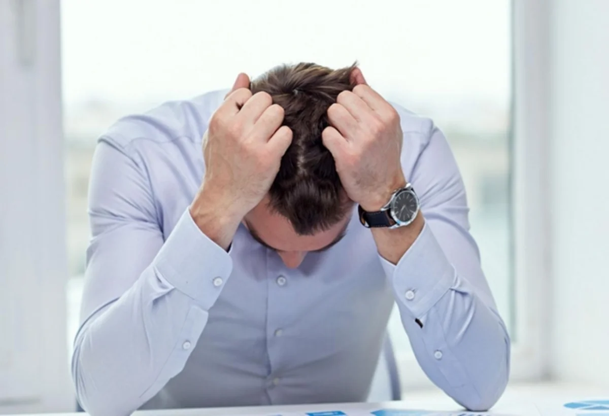 Psixoloji təzyiq böyüyür: Gənclər niyə daha çox stress yaşayır? - ARAŞDIRMA