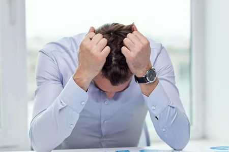 Psixoloji təzyiq böyüyür: Gənclər niyə daha çox stress yaşayır? - ARAŞDIRMA