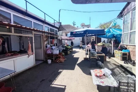 Süd və ət məhsulları antisanitar vəziyyətdə - BAZARDA YOXLAMA