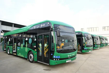 Azərbaycan avtobus idxalına çəkdiyi xərci 5 dəfədən çox artırıb