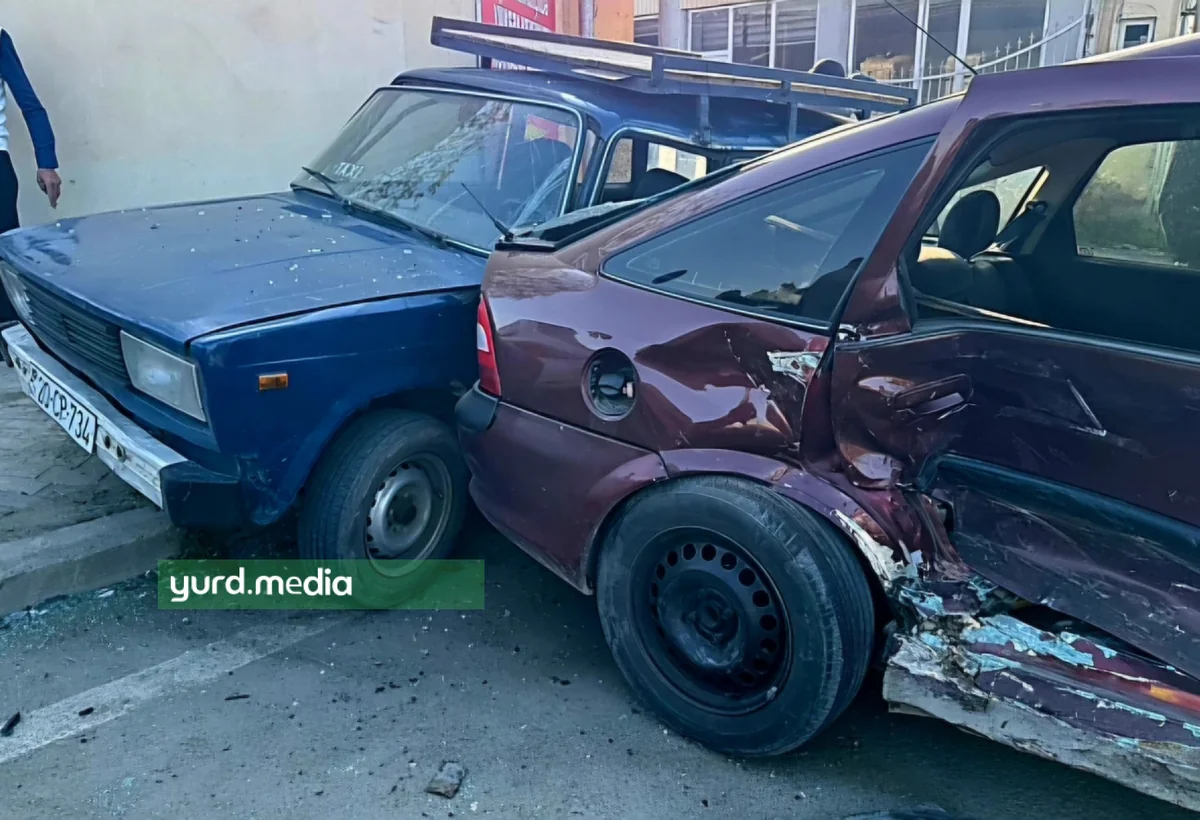 Gəncədə zəncirvari qəza: Xəsarət alan var - FOTO