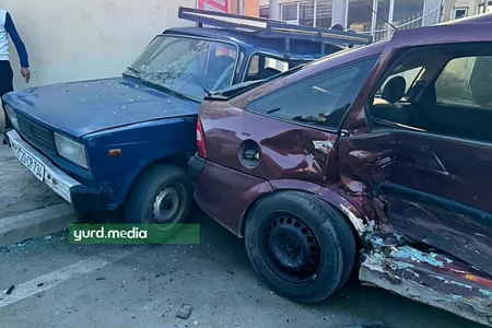 Gəncədə zəncirvari qəza: Xəsarət alan var - FOTO