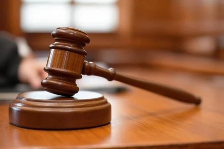 Milyon manatlıq mənimsəmədə ittiham olunan sabiq rəisin məhkəməsi keçirilib