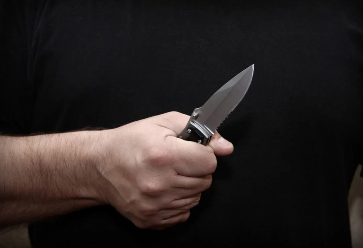 Gəncədə məktəbdə bıçaqlanma: 9-cu sinif şagirdi xəsarət alıb