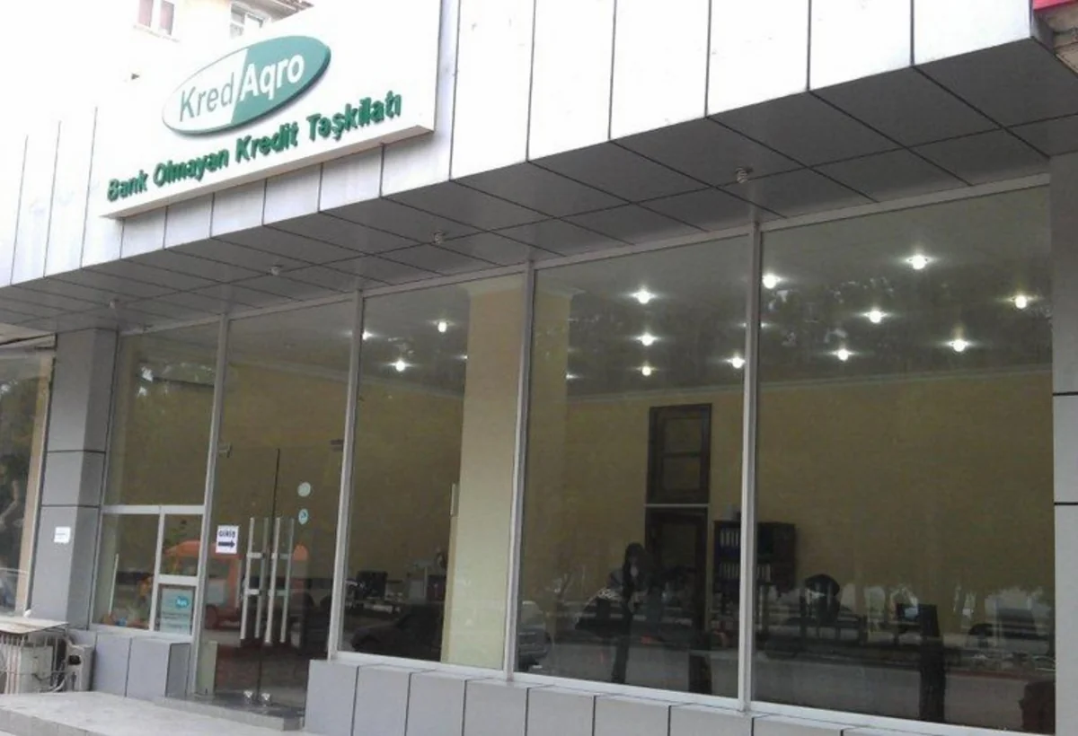 Kredaqro BOKT-un vəzifəli şəxsi 10 min manat xərcə düşdü